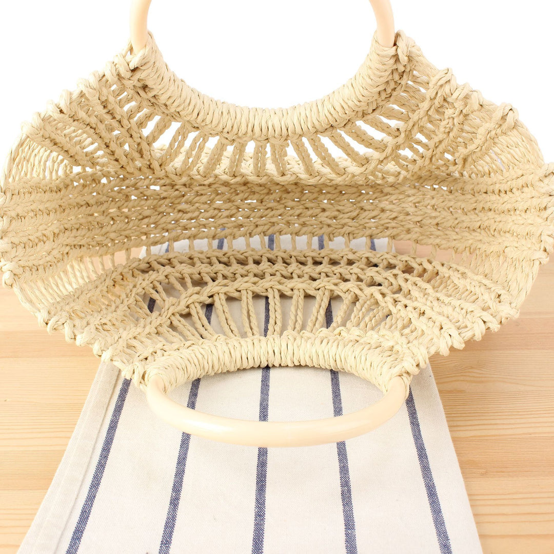 Handcrafted Trend Bag Made of Natural Wicker Bowlift