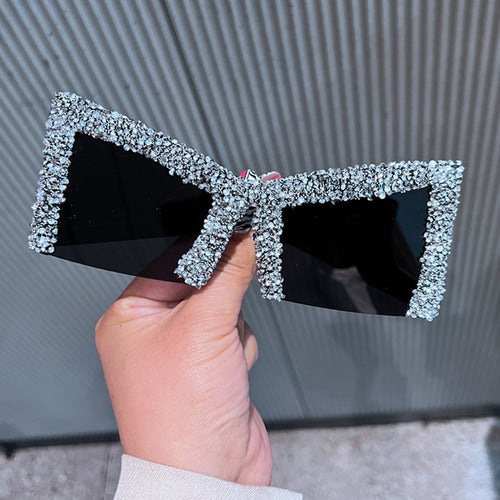 Women's Glamorous Oversized Sunglasses with Sparkling Crystal Frame Bowlift