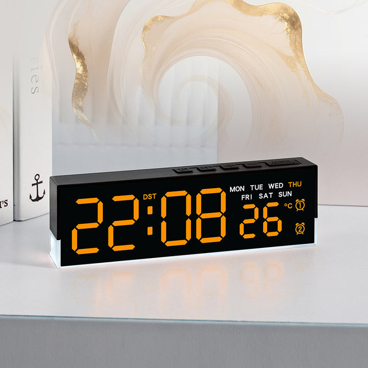 Digital watch with integrated thermometer and weekday display Bowlift