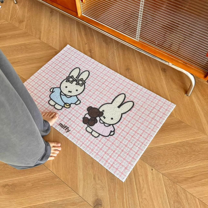 Playful Cartoon Kids Mat Bowlift