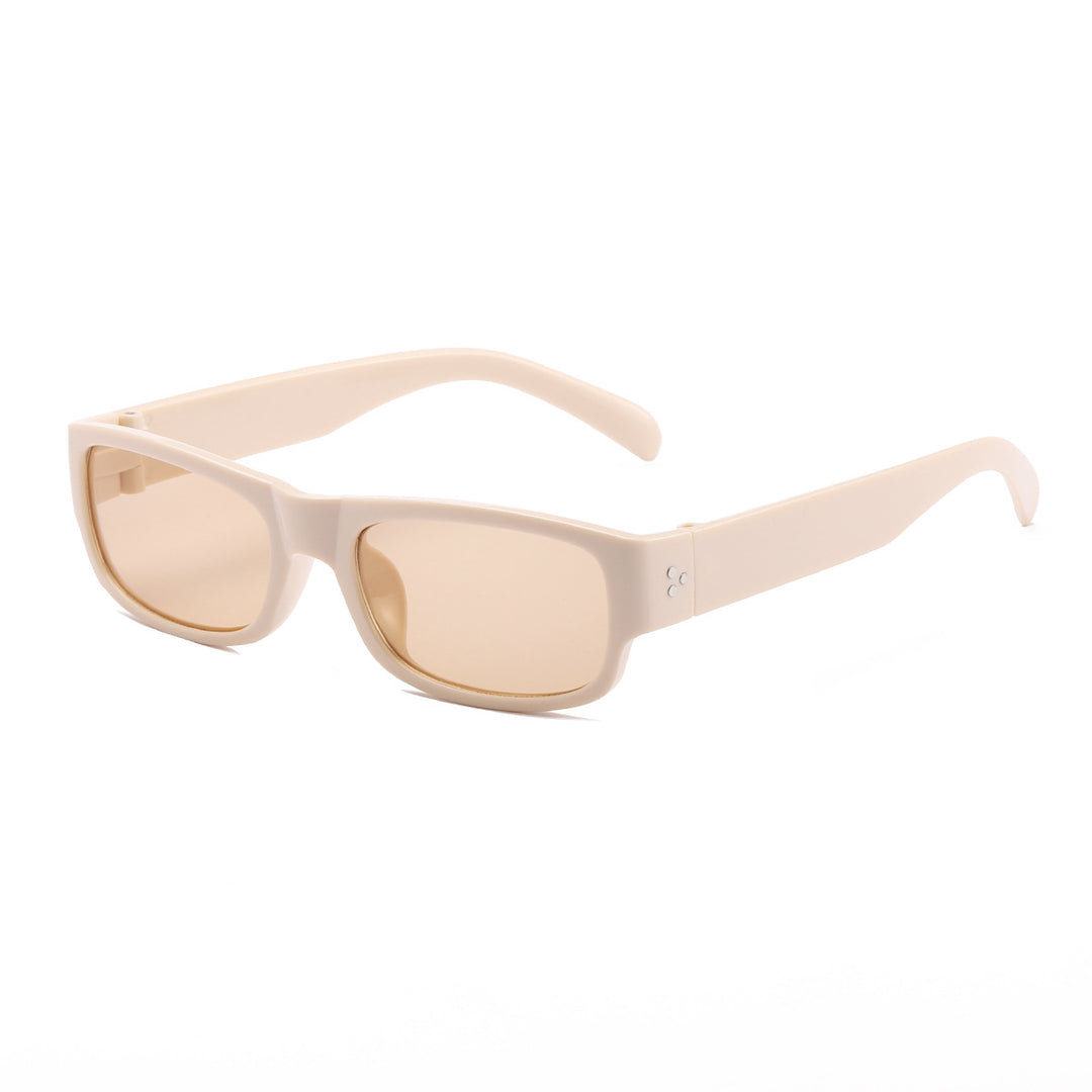 Ladies elegant sunglasses with modern frame Bowlift