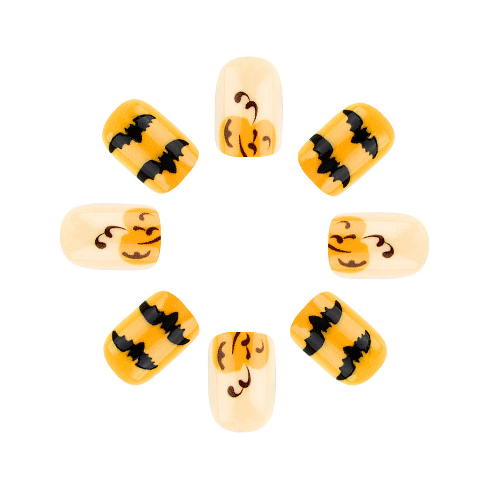 Seasonal Halloween-Themed Press-On Nail Art Set Bowlift