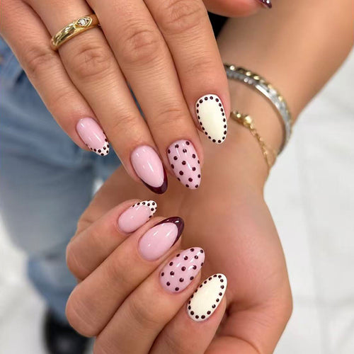 Artistic Almond-Shaped Press-On Nails Bowlift