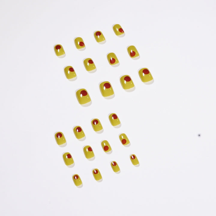 Artistic Nail Art in Modern Minimalism Bowlift