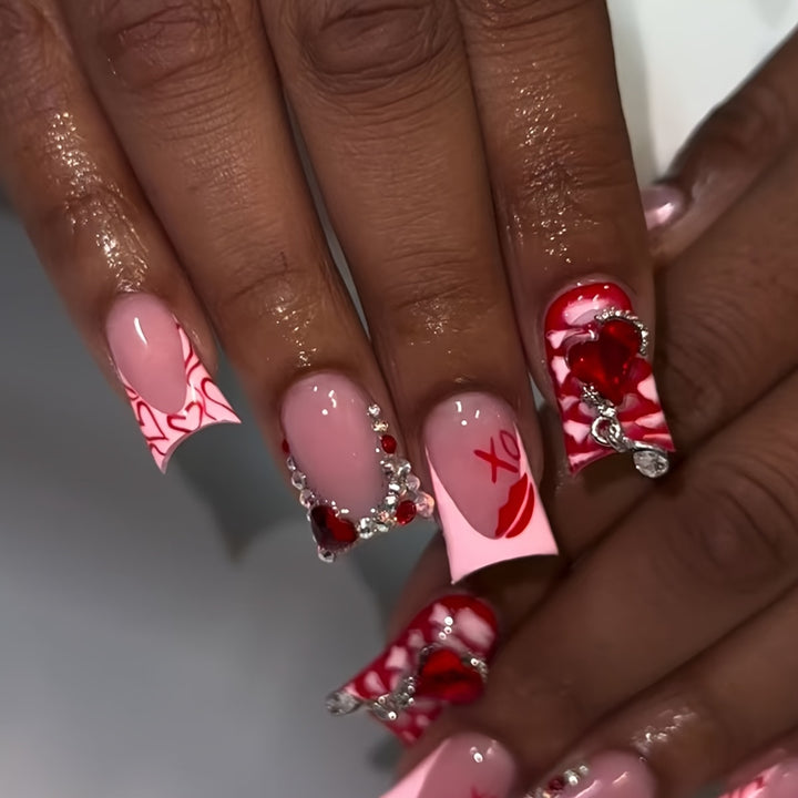 Romantic Heart-Themed Press-On Nail Art Set Bowlift