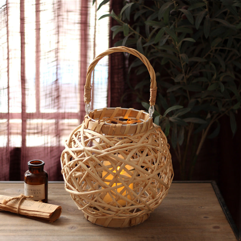 Decorative lantern made of woven natural material Bowlift