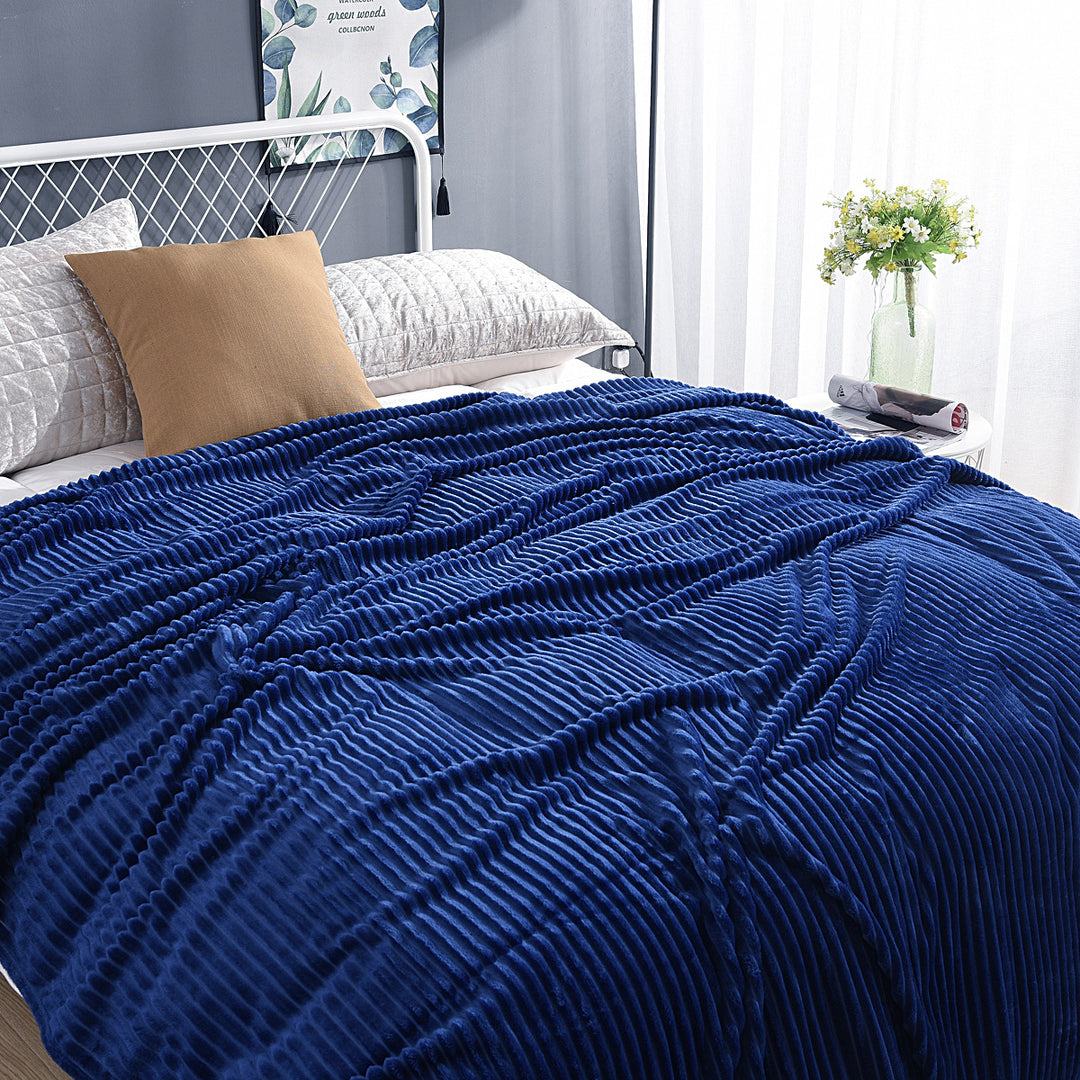 Ladies Snuggle Blanket Bowlift