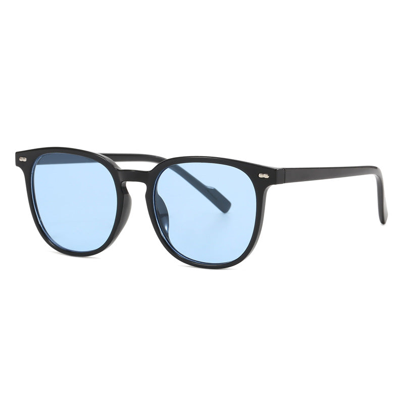 Ladies fashionable sunglasses with robust plastic frame and high-quality UV protection Bowlift