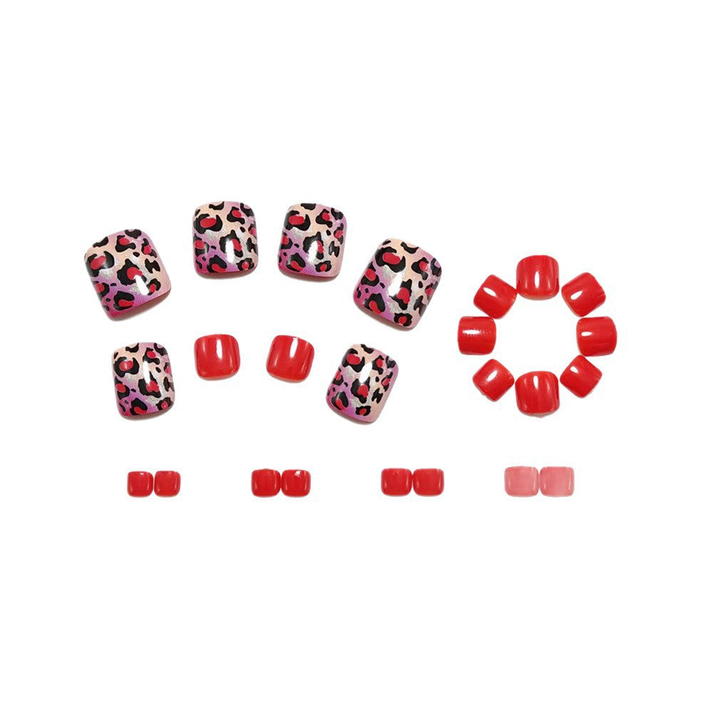 Creative Art Nails in Modern Leopard Look Bowlift