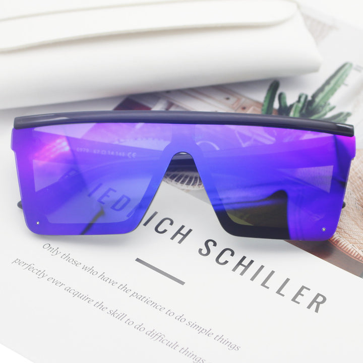 Women’s Sporty Sunglasses in Trendy Shield Design Bowlift
