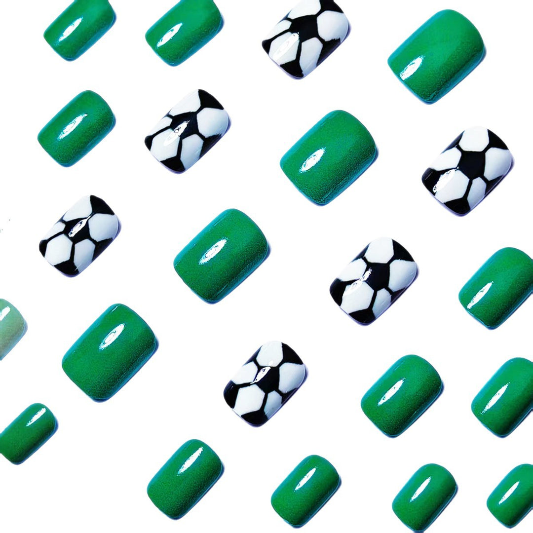 Artificial nails in sporty football design Bowlift