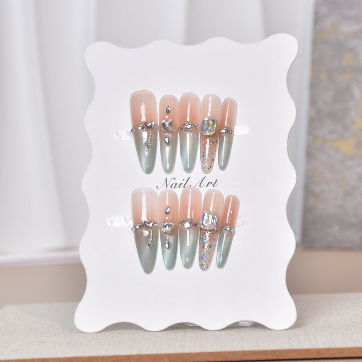 Artistic Rhinestone-Embellished Stiletto Press-On Nail Set Bowlift