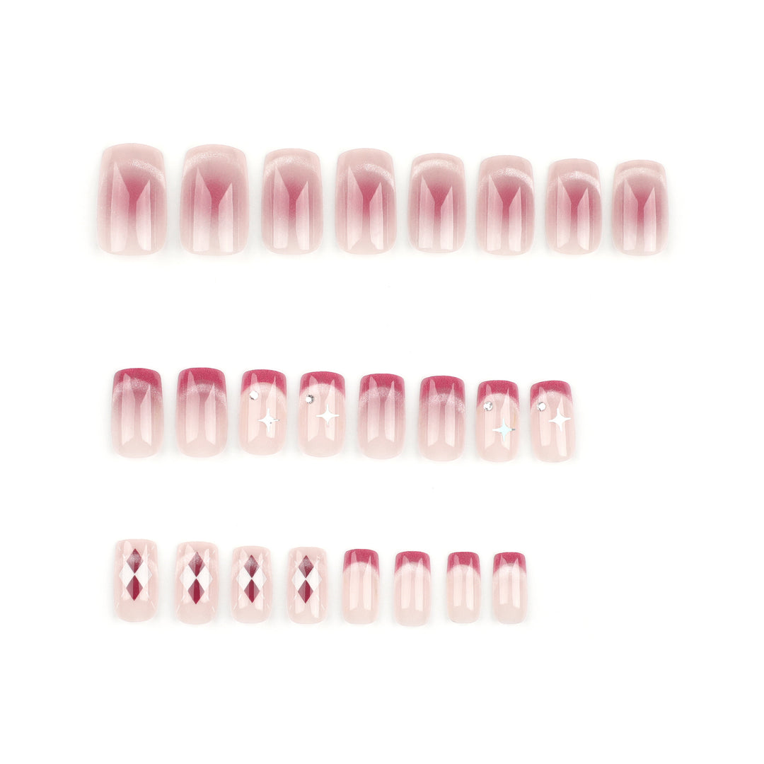 Glamorous nail art with high-gloss effect Bowlift