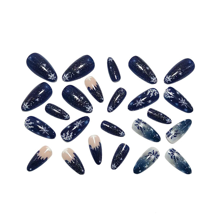 Creative artificial nails in winter snowflake design Bowlift