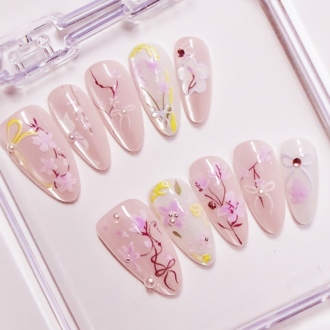 Floral Pattern Gel Nail Art Bowlift