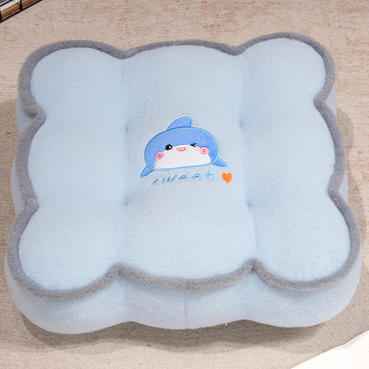 Plush pillow with animal-friendly design Bowlift