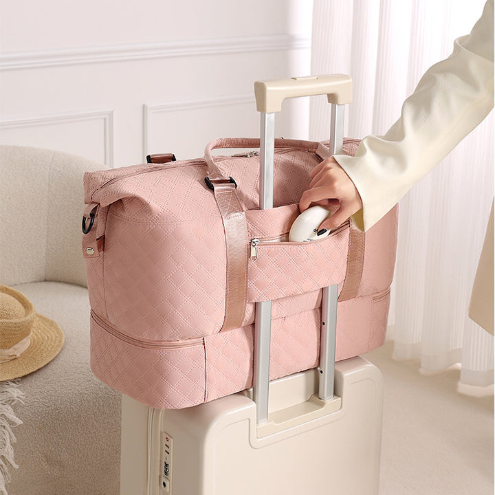 Spacious Quilted Travel Duffel Bag Bowlift