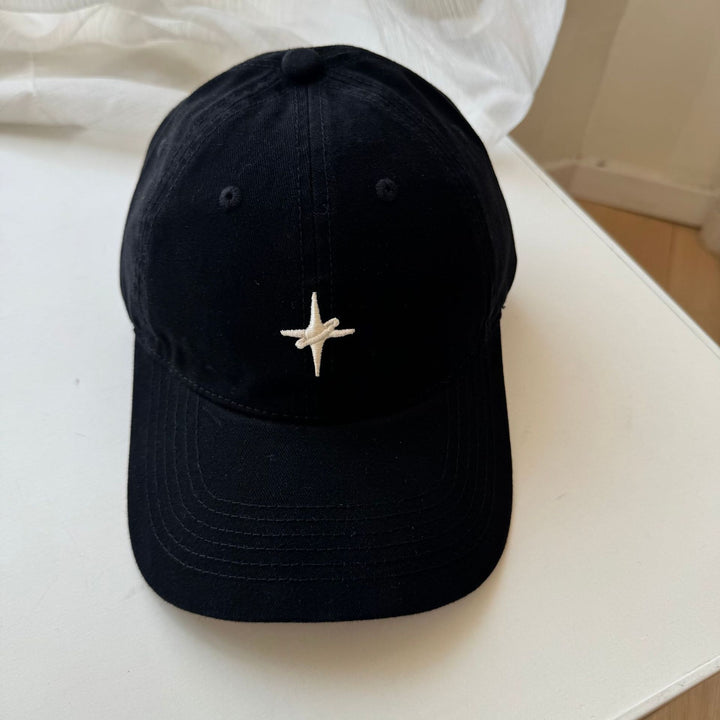 Men's Classic Embroidered Cap Bowlift