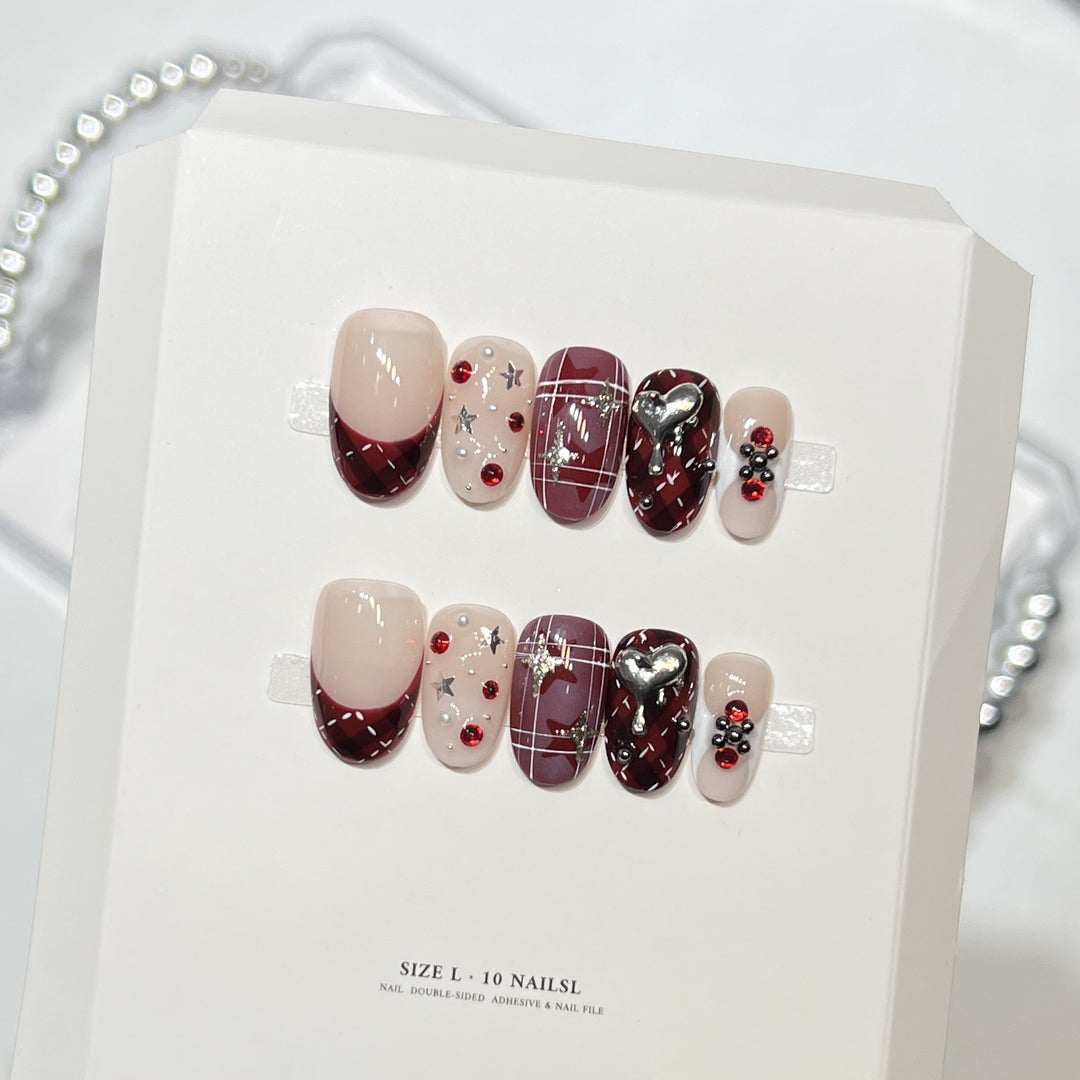 Artistic Press-On Nail Set with Charming Designs Bowlift