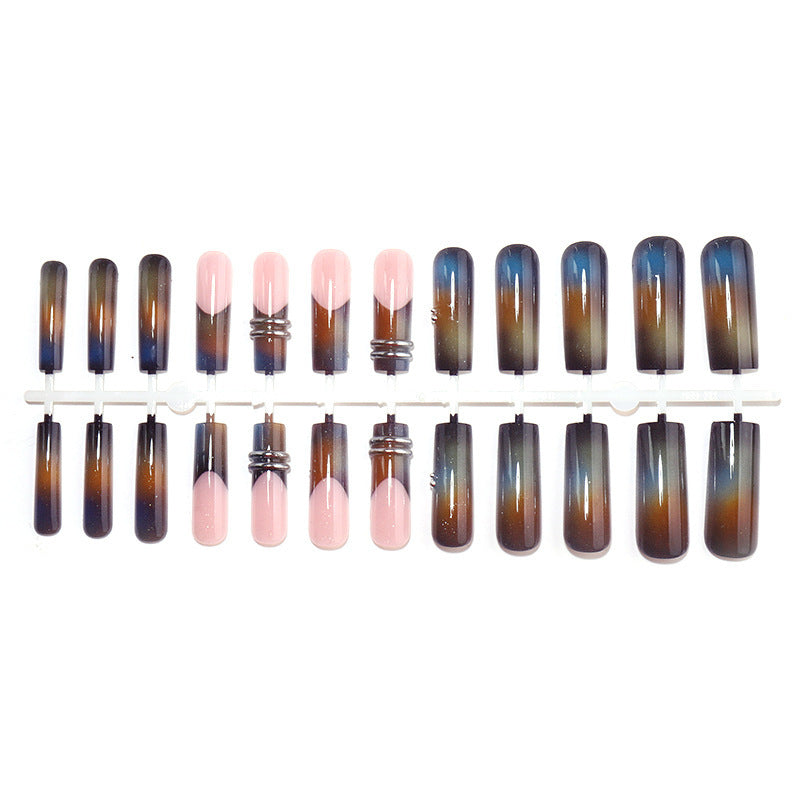 Artificial nail set with elegant gradient and decorative accents Bowlift