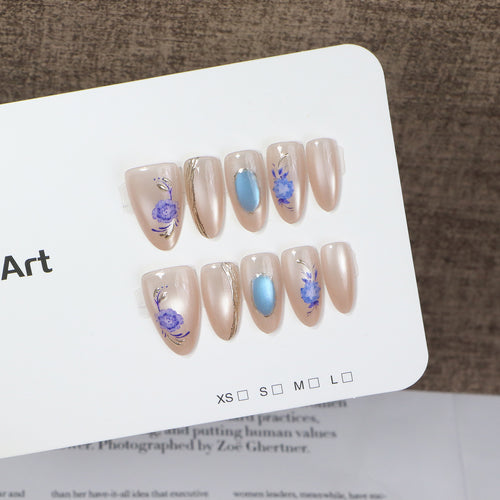 Elegant Floral Design Press-On Nails Bowlift