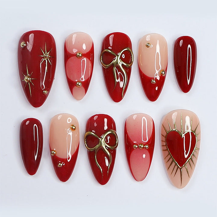 Artificial nail set with romantic heart designs Bowlift