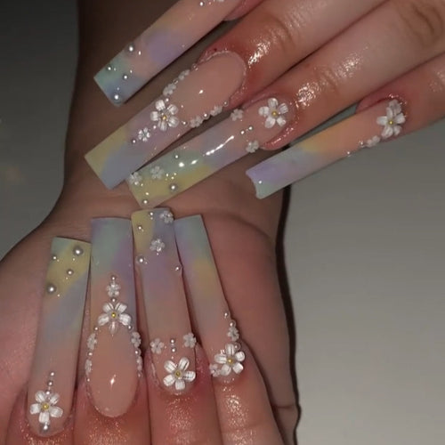Floral-Inspired Press-On Nail Extensions Bowlift