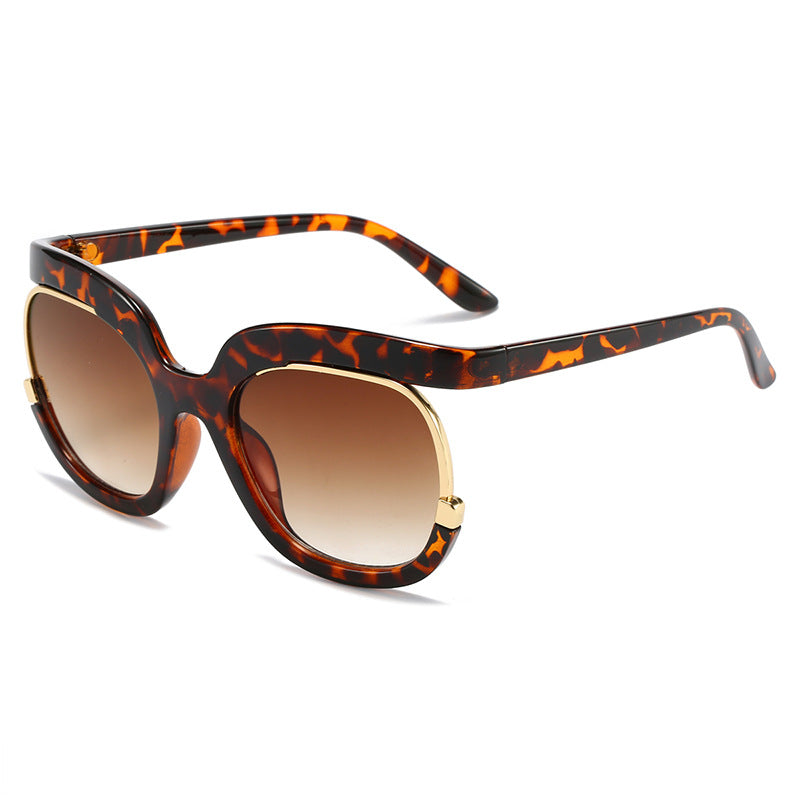 Women Oversized Sunglasses with Elegant Tortoise Design Bowlift