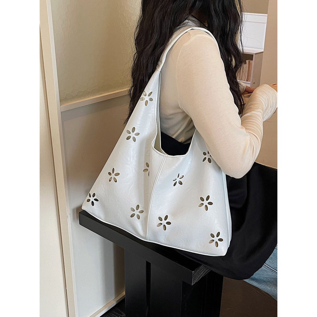Floral Cut-Out Shoulder Bag Bowlift