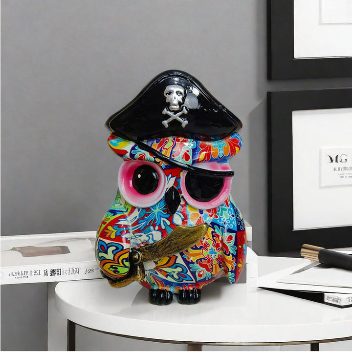 Artful owl figure in maritime design Bowlift