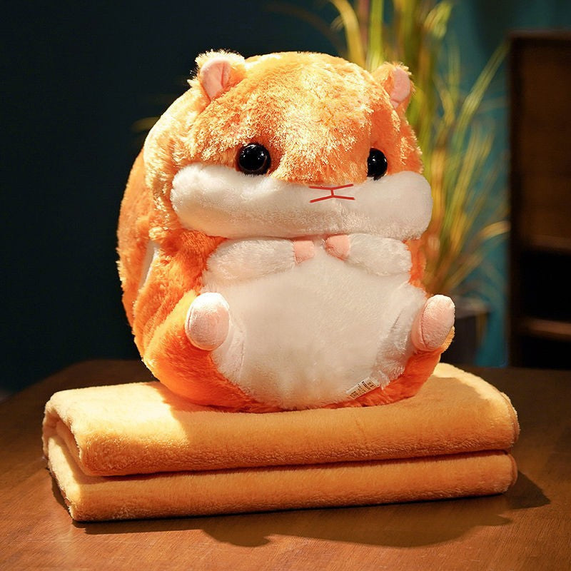 Squirrel-shaped cuddle pillow Bowlift