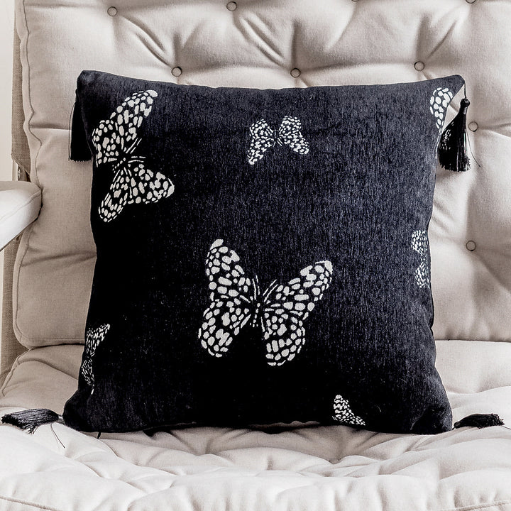 Decorative pillow cover