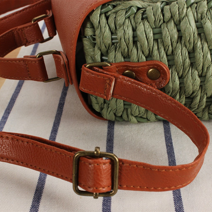 Handbag with Elegant Leather Lid and Woven Design Bowlift