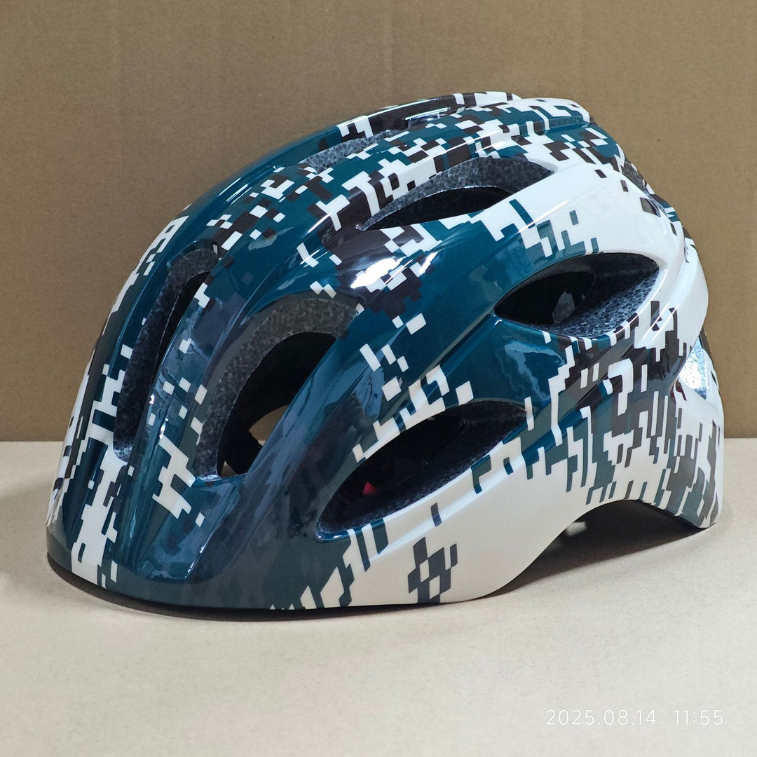 Children's Cycling Helmet Bowlift