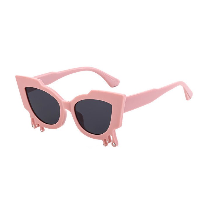 Women Exclusive Cat Eyes Sunglasses with Artistic Details Bowlift