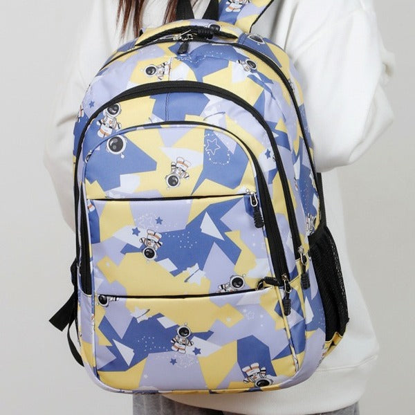 Fashionable school backpack with astronaut motif Bowlift