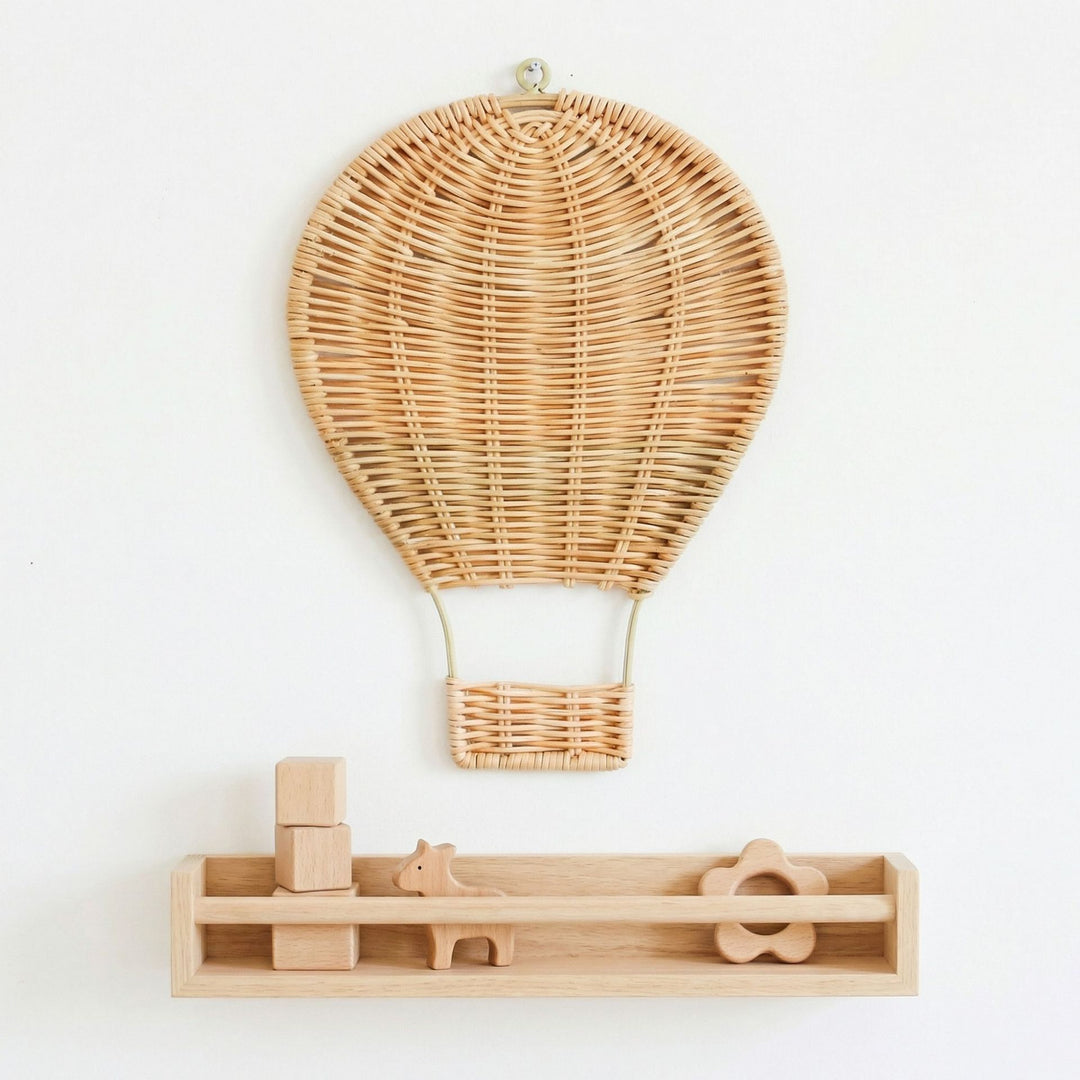 Wall decoration in hot air balloon design Bowlift