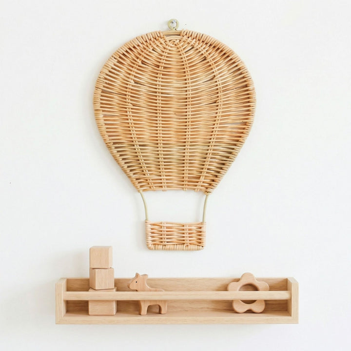 Wall decoration in hot air balloon design Bowlift