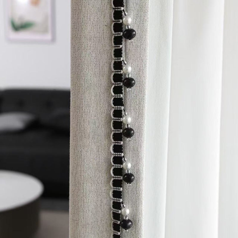 Decorative curtain trim Bowlift