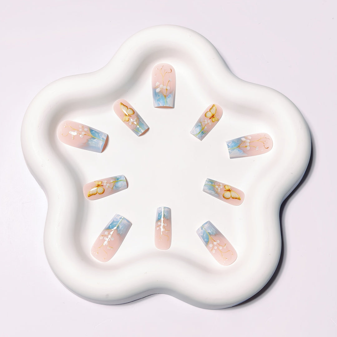 Artificial nails with elegant flower and butterfly design Bowlift