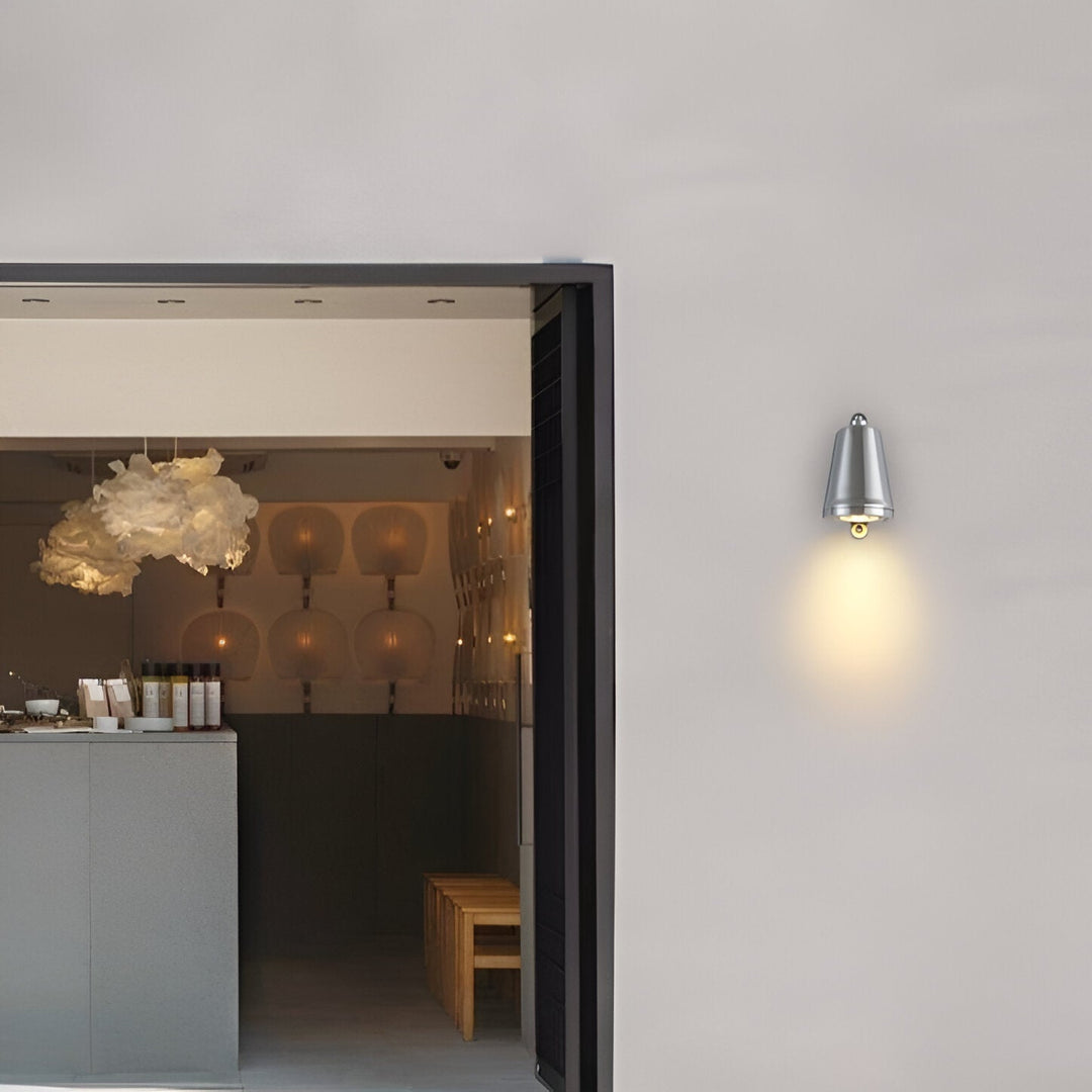 BowLift | Minimalistic LED Outdoor Wall Lamp