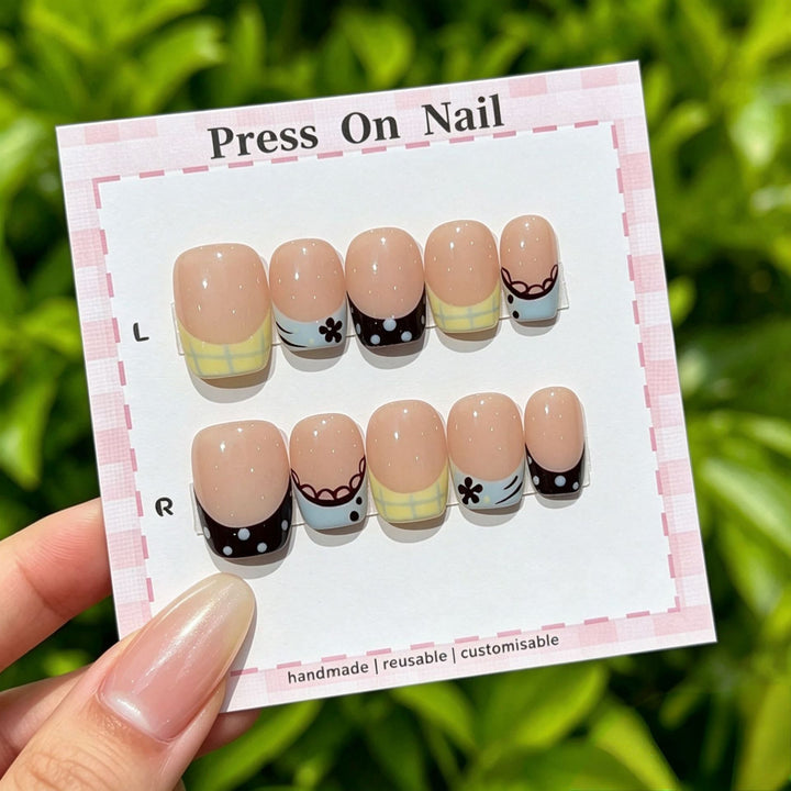 Customizable Floral Press-On Nail Collection