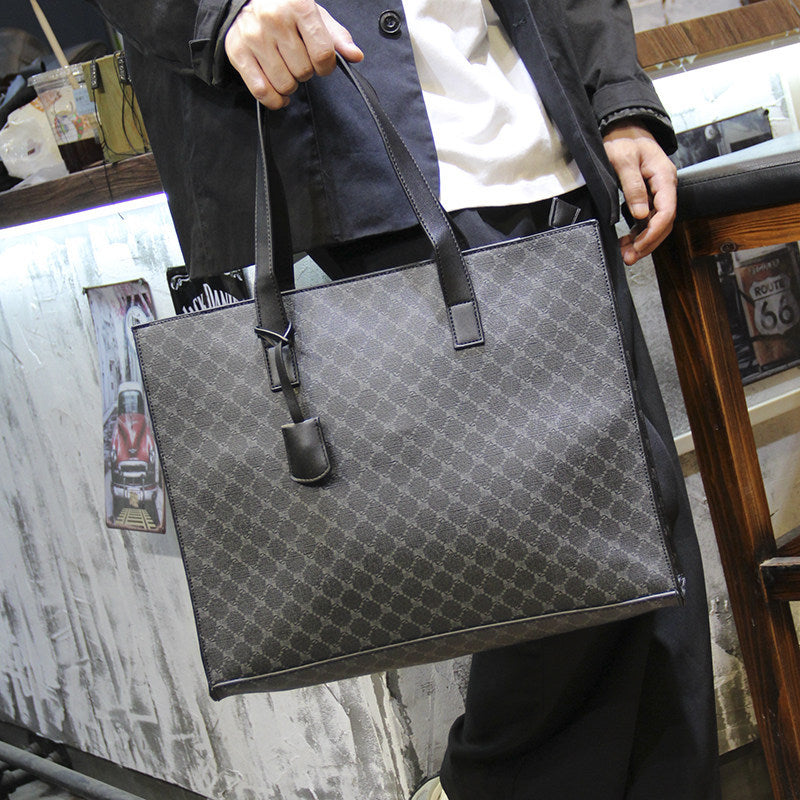 Elegant Tote Bag with Textured Design Bowlift