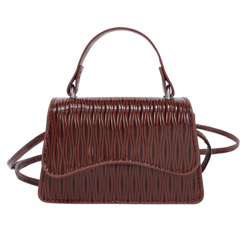 WoTextured Crossbody Purse Bowlift