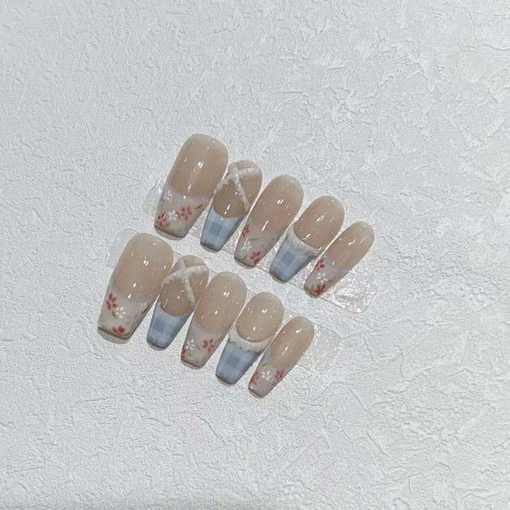 Floral Design Acrylic Press-On Nail Set Bowlift