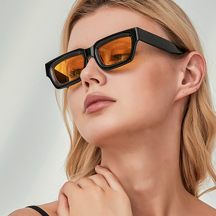 Women's trendy sunglasses with sturdy and transparent frame Bowlift