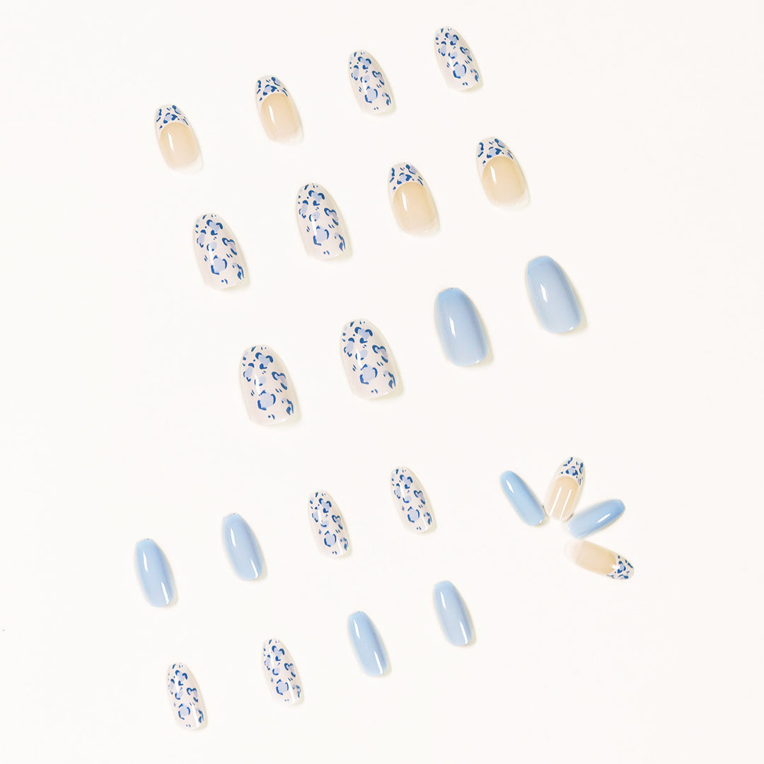 Artful nail art in modern leopard design Bowlift