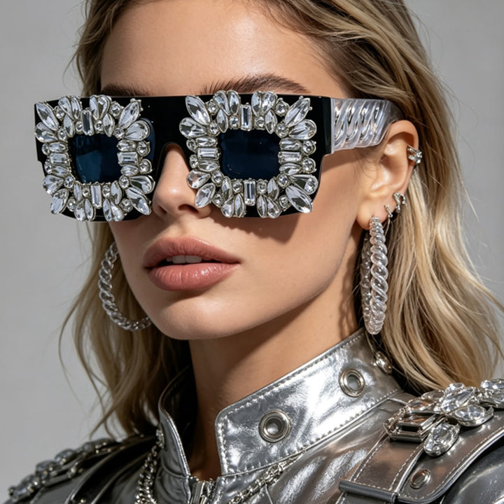Women's sunglasses in vintage design with sparkling crystal embellishments Bowlift