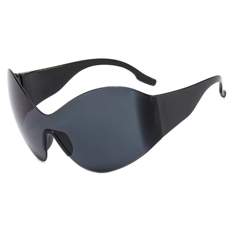 Women's visor-style sunglasses with innovative protection design Bowlift