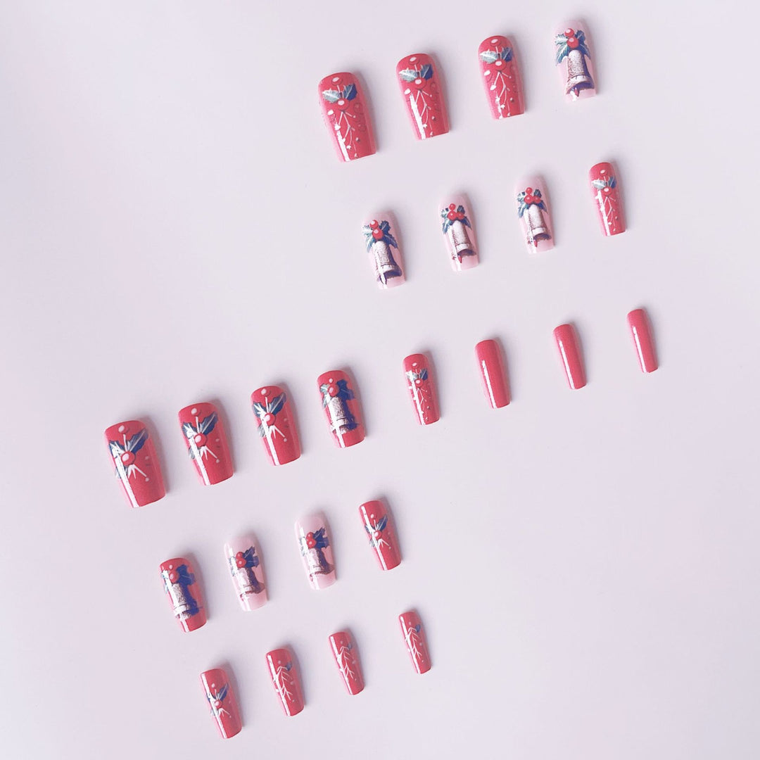 Artificial nail set with festive Christmas design and glitter details Bowlift